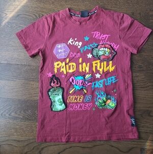 Switch remarkable tGraphic Tee  in Maroon color sz.S men's streetwear